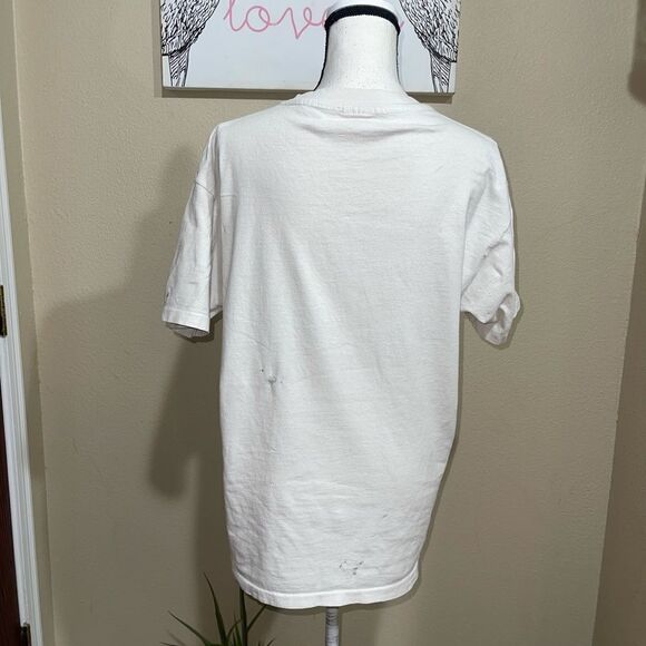 Vintage Disneyland Winnie the Pooh embroidered tshirt - Picture 2 of 10